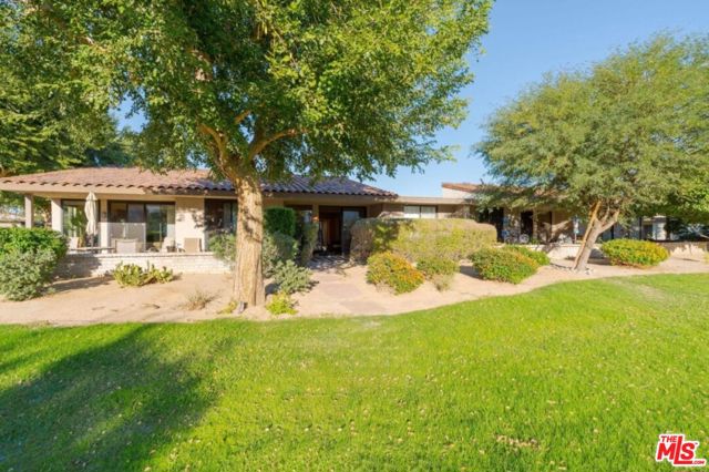 1931 Paseo Raqueta, Palm Springs CA: https://media.crmls.org/mediaz/320bfcec-aa67-43b4-9130-dfd3b9df240a.jpg