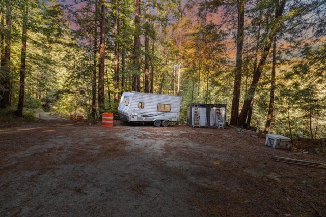 24140 Schulties Road, Los Gatos CA: https://media.crmls.org/mediaz/320e96d8-06a0-434d-97e6-6563c66c138f.jpg