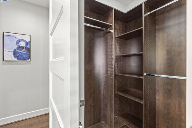Image 6 of 42 For 6672 Adare Ln