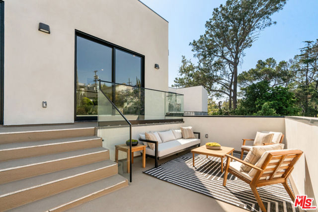 Drew Fenton | 1185 Mcclellan Drive Los Angeles CA | MLS: 7420887