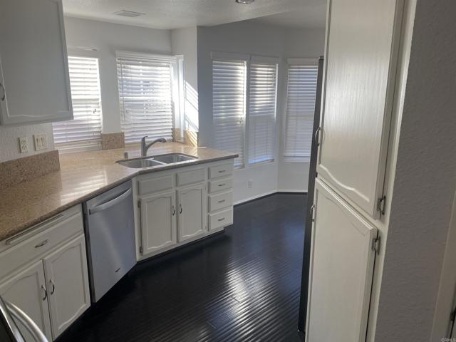 Detail Gallery Image 7 of 22 For 12582 Calle Tamega #102,  Rancho Bernardo (San Diego),  CA 92128 - 2 Beds | 2 Baths