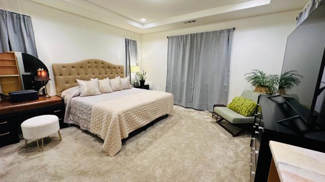 2051 White Oak Drive, Hollister CA: https://media.crmls.org/mediaz/320f1711-8b51-4c84-9178-fdba4af1b305.jpg