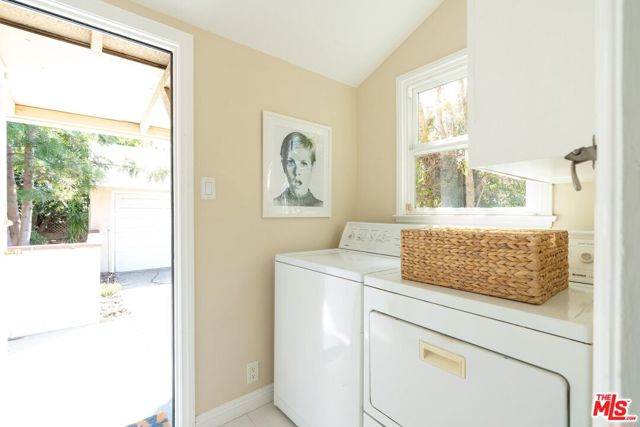 3 Bed Home for Sale in Los Angeles, California