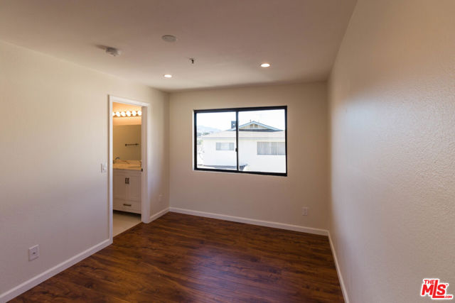 301 West Loraine Street, 8 photo 22