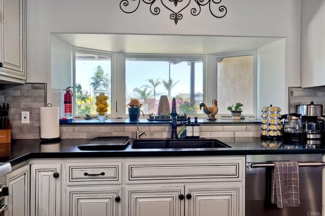 Image 20 of 35 For 5192 Carlsbad Boulevard