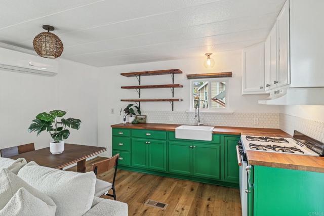 Detail Gallery Image 7 of 18 For 1549 N Vulcan Ave #20,  Encinitas,  CA 92024 - 1 Beds | 1 Baths