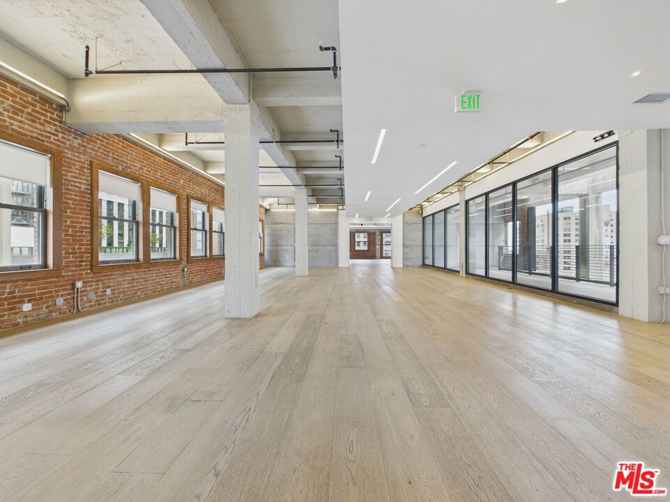 808 S Broadway Street #7th Floor