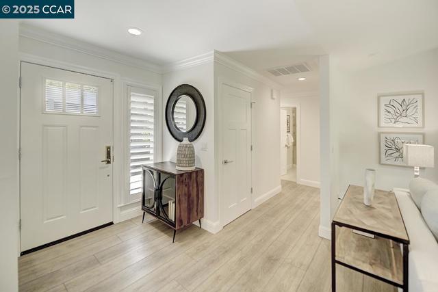 2607 Saklan Indian Dr, Walnut Creek CA: https://media.crmls.org/mediaz/321271ab-5963-4203-b0a3-bd3653d7b44a.jpg
