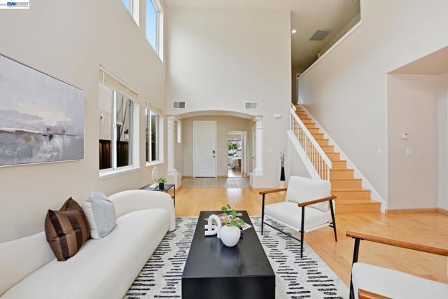 Image 10 of 55 For 15518 Harbor Way