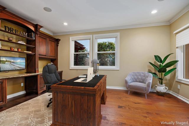 Detail Gallery Image 17 of 74 For 14323 Rancho Santa Fe Lakes Dr, Rancho Santa Fe,  CA 92067 - 5 Beds | 4/1 Baths