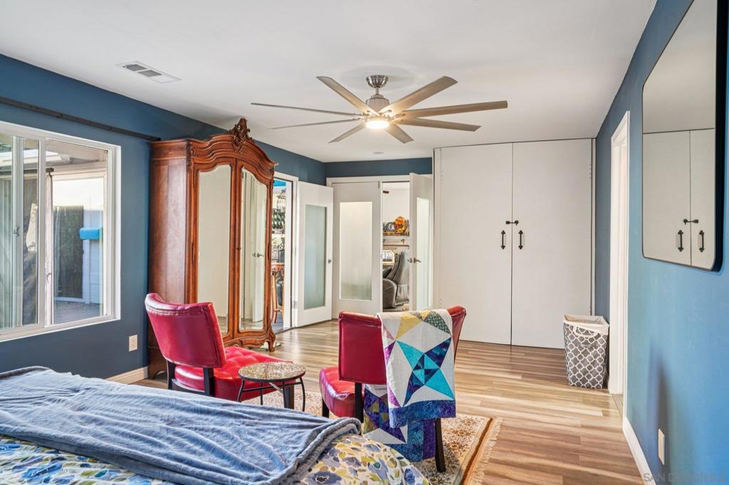 MLS #250043633SD image #14