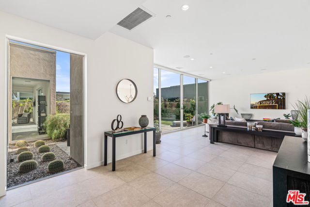 658 Dominion Way, Palm Springs, CA 92262