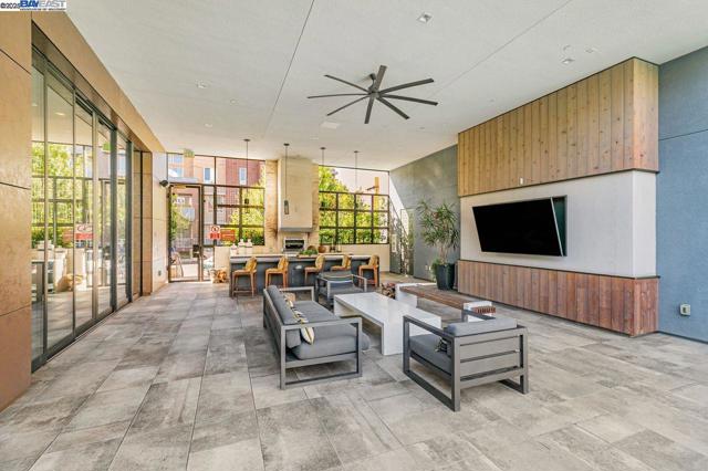 2359 Halogen Cmn, Fremont CA: https://media.crmls.org/mediaz/32165c00-2b55-4555-bd26-3e005d5108e2.jpg