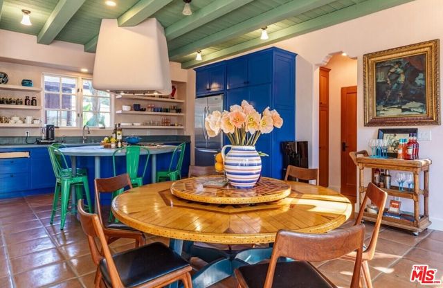 202 Canada Street, Ojai CA: https://media.crmls.org/mediaz/3218136f-2573-4872-9fed-7494f96ad6b2.jpg