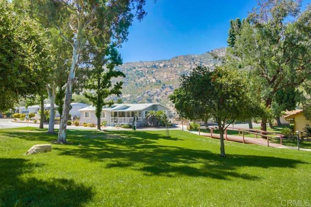 Detail Gallery Image 5 of 6 For 15420 Olde Highway 80 #127,  El Cajon,  CA 92021 - 2 Beds | 2 Baths