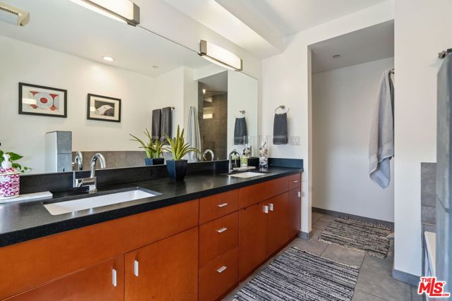 2 Bed Home for Sale in Los Angeles, California