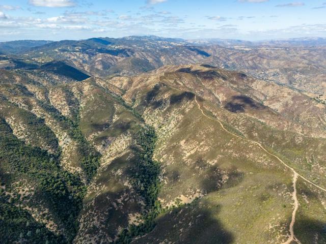 0 non-situs, Morgan Hill CA: https://media.crmls.org/mediaz/321a70fa-80d1-49be-b595-9857035bf03e.jpg