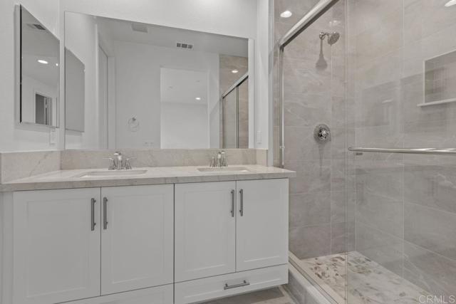 Detail Gallery Image 12 of 37 For 2536 Elderberry Ln, Carlsbad,  CA 92008 - 4 Beds | 3/1 Baths