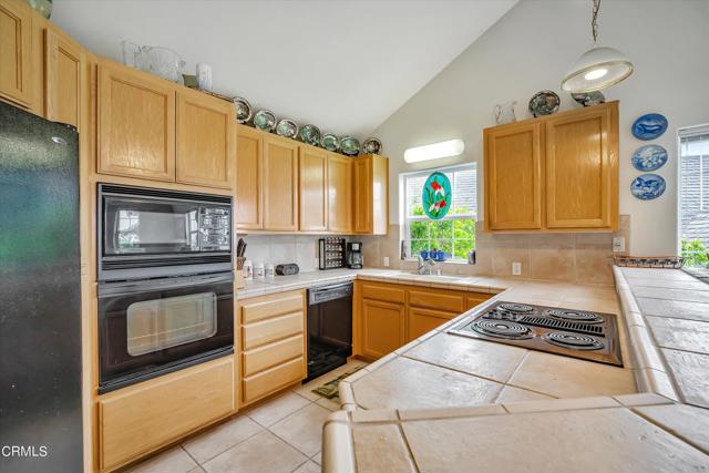 Detail Gallery Image 12 of 24 For 38934 Cypress Way, Gualala,  CA 95445 - 2 Beds | 2/1 Baths