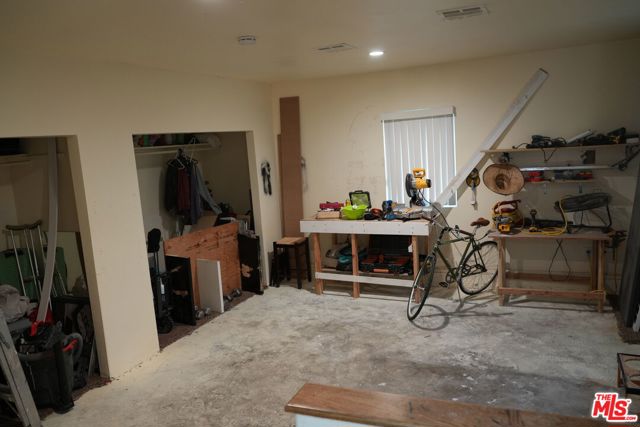 1819 W 129th Street, Gardena CA: https://media.crmls.org/mediaz/321cfe79-ff94-4854-8eee-80acb495877e.jpg