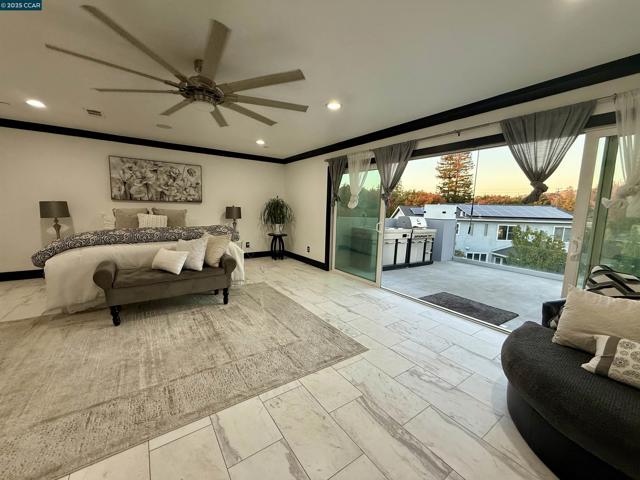 3318 Ellesmere Court, Walnut Creek CA: https://media.crmls.org/mediaz/321d8f57-2b86-42a5-966f-59fc35e62386.jpg