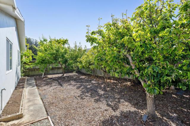 1304 Alicante Drive, Pacifica CA: https://media.crmls.org/mediaz/321da4cb-283b-44cb-822c-444bdee82725.jpg
