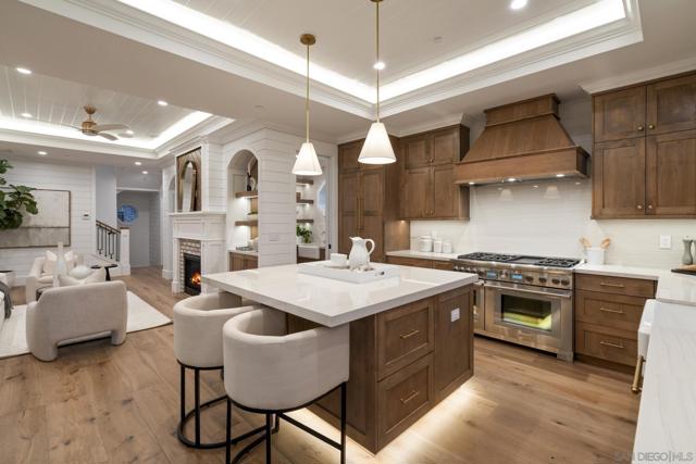 Details for 464 Westbourne St, San Diego, CA 92037