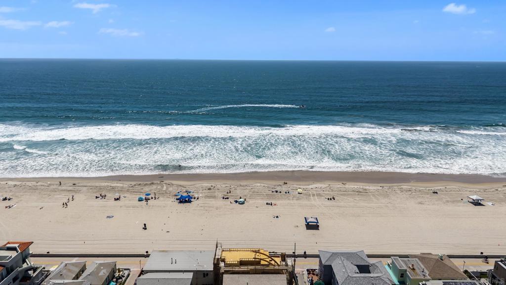 701 Sunset Ct - photo 12