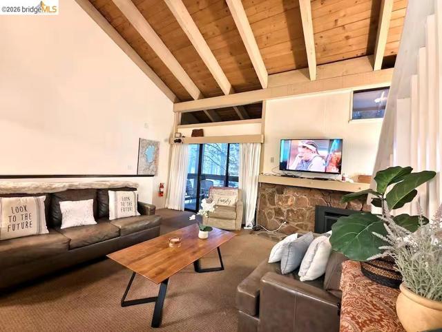 3535 Lake Tahoe Blvd, South Lake Tahoe CA: https://media.crmls.org/mediaz/3220ef7c-e67a-4591-ab17-78972757c8dc.jpg