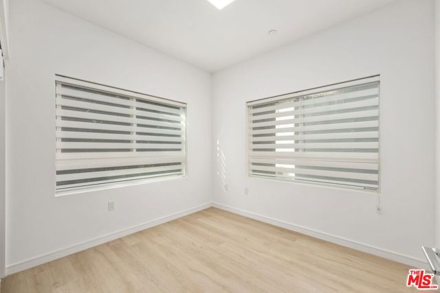 1187 CRENSHAW Boulevard, Los Angeles CA: https://media.crmls.org/mediaz/3221f8e6-cc89-4afc-996a-2b1c5ddb2998.jpg