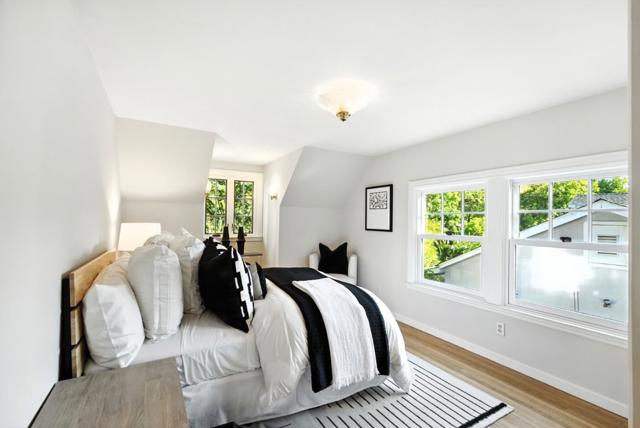 253 Seale Avenue, Palo Alto CA: https://media.crmls.org/mediaz/32230ccf-34a6-41ed-b68b-bcfbcc3ce76a.jpg