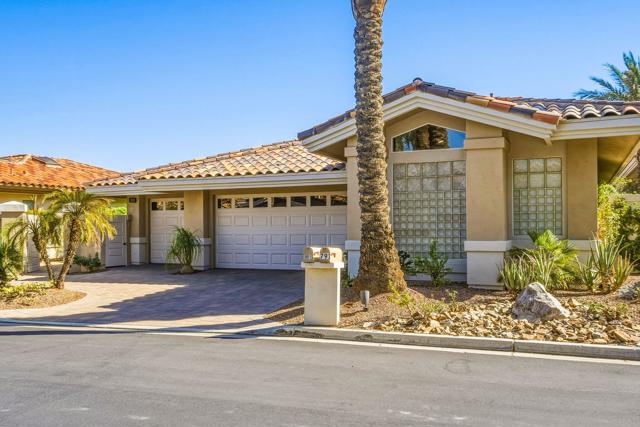 801 Deer Haven Circle, Palm Desert, CA 92211