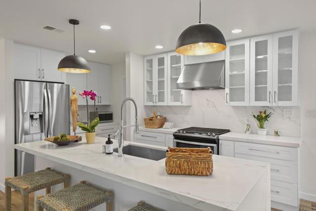 Detail Gallery Image 6 of 52 For 742 Snapdragon Street, Encinitas,  CA 92024 - 2 Beds | 1 Baths