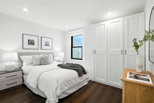 651 41st Avenue, San Francisco CA: https://media.crmls.org/mediaz/32254cc7-7bd5-4fbe-a168-5b9177a8b90a.jpg