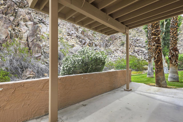 Image 15 of 30 For 78225 Cortez Lane 185