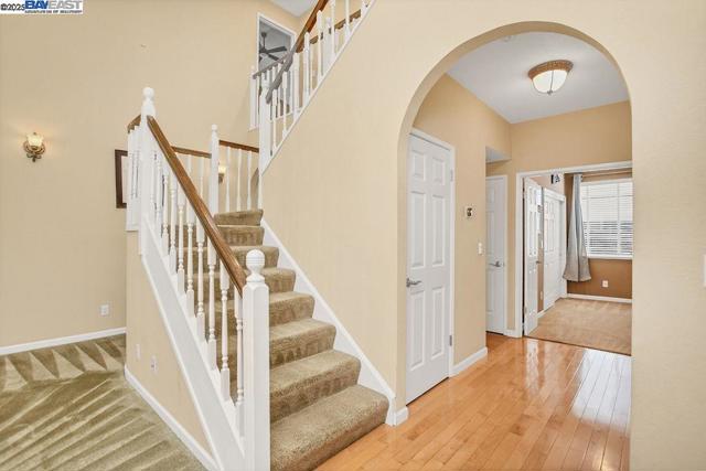 5160 Edgeview Dr, Discovery Bay CA: https://media.crmls.org/mediaz/3225d305-b15f-4a1e-ab5f-34541bf2db3a.jpg