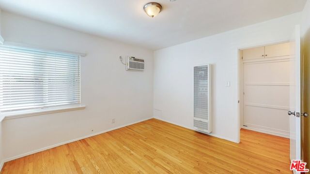 11284 Montana Avenue, Los Angeles CA: https://media.crmls.org/mediaz/3225f301-9901-4dcd-85cd-efc10411828e.jpg