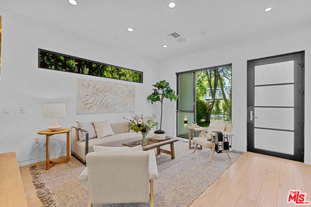 12206 CANTURA Street photo 2