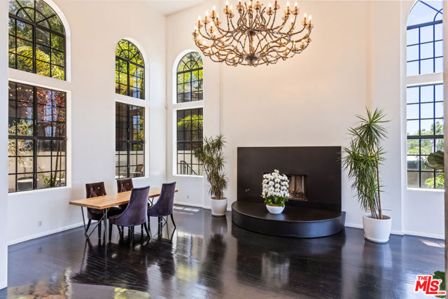 2651 La Cuesta Drive, Los Angeles CA: https://media.crmls.org/mediaz/32268bdd-b276-4bd9-bde6-9d151cd6a5d8.jpg