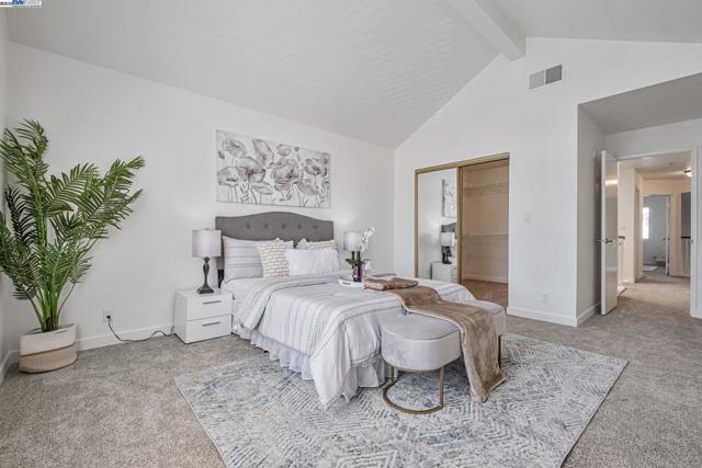 34319 Platinum Ter, Fremont CA: https://media.crmls.org/mediaz/3226a43d-407a-4c88-8575-99234ef4c0c9.jpg