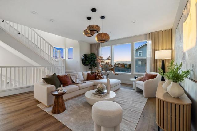 138 Skyline Vista Way, Watsonville CA: https://media.crmls.org/mediaz/32271447-e2d1-4b4a-b3e0-fe4498dafa55.jpg