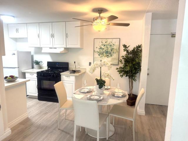 38500 Paseo Padre Pkwy, Fremont CA: https://media.crmls.org/mediaz/32272a51-790f-4846-9705-5cef13709715.jpg