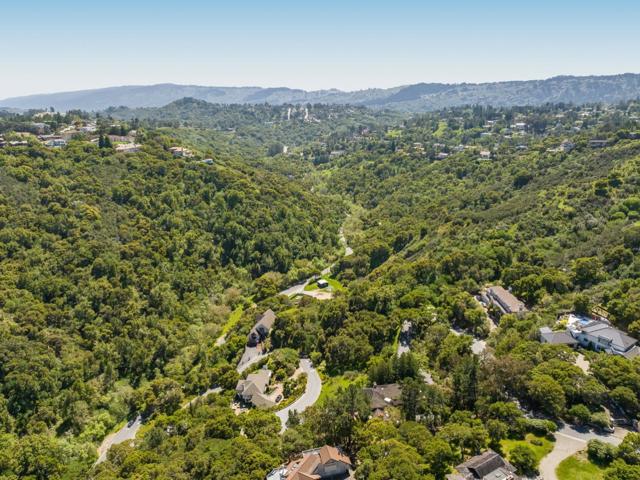 0 Woodridge Road, Hillsborough CA: https://media.crmls.org/mediaz/322771f1-1871-4155-83ac-a59e7fc429db.jpg
