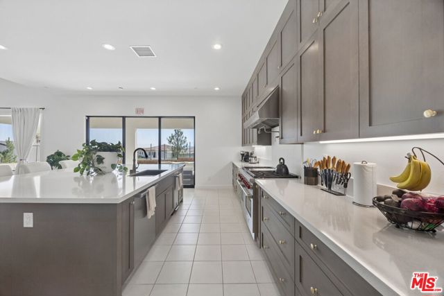 Image 17 of 35 For 11800 Tudor Court