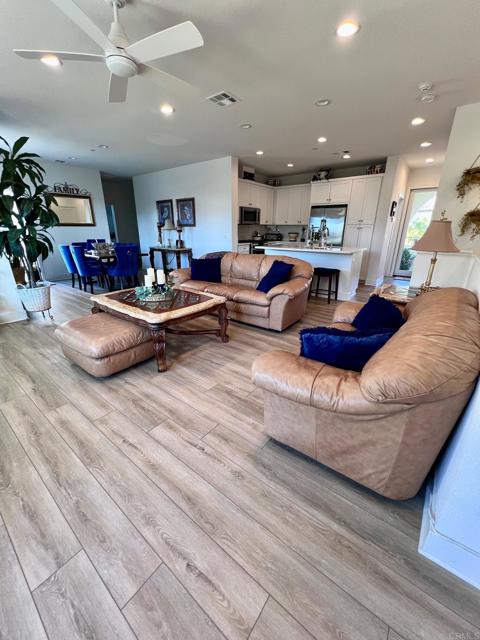 2170 BIRCH RD., San Diego CA: https://media.crmls.org/mediaz/32278eab-486b-430d-a971-40182ead8e4e.jpg