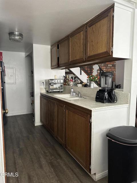 Detail Gallery Image 3 of 4 For 732 W Hemlock St, Port Hueneme,  CA 93041 - 2 Beds | 1 Baths