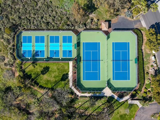 Detail Gallery Image 55 of 66 For 631 Concerto Glen, Escondido,  CA 92025 - 3 Beds | 2/1 Baths