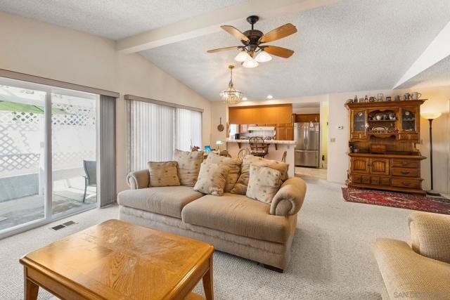 2010 W San Marcos Blvd, San Marcos CA: https://media.crmls.org/mediaz/3227e445-2026-4148-a1bb-4b15c5f02f06.jpg