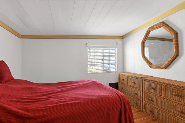 7 Sand Creek, Cathedral City CA: https://media.crmls.org/mediaz/3227fbd2-1a47-4833-a439-20b4c6e2b25f.jpg