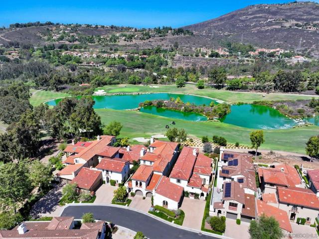 17216 Turf Club Dr, San Diego CA: https://media.crmls.org/mediaz/32283c6a-8cbc-4ea7-a2e8-03b4c687168e.jpg